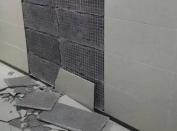 贺州市瓷砖空鼓维修公司分享下贺州市墙砖松动维修的知识